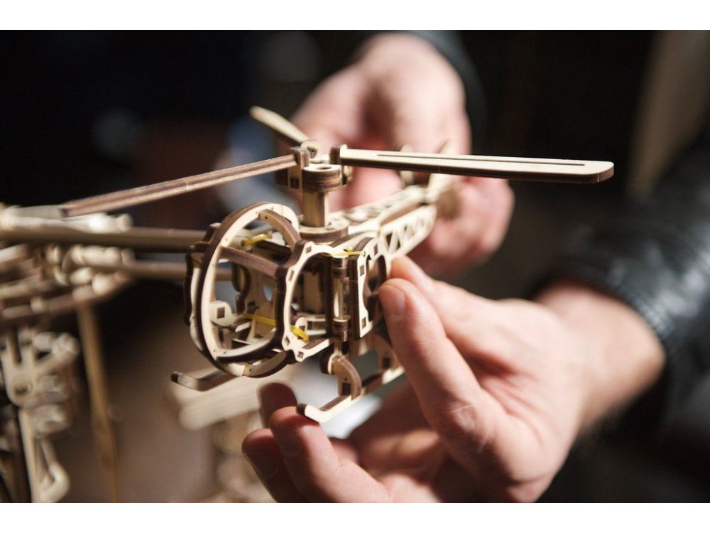 Ugears Aviator, Ξύλινο Μηχανικό 3D Παζλ, 726 Κομμάτια
