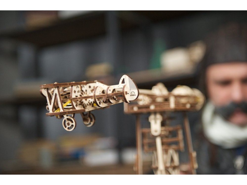 Ugears Aviator, Ξύλινο Μηχανικό 3D Παζλ, 726 Κομμάτια