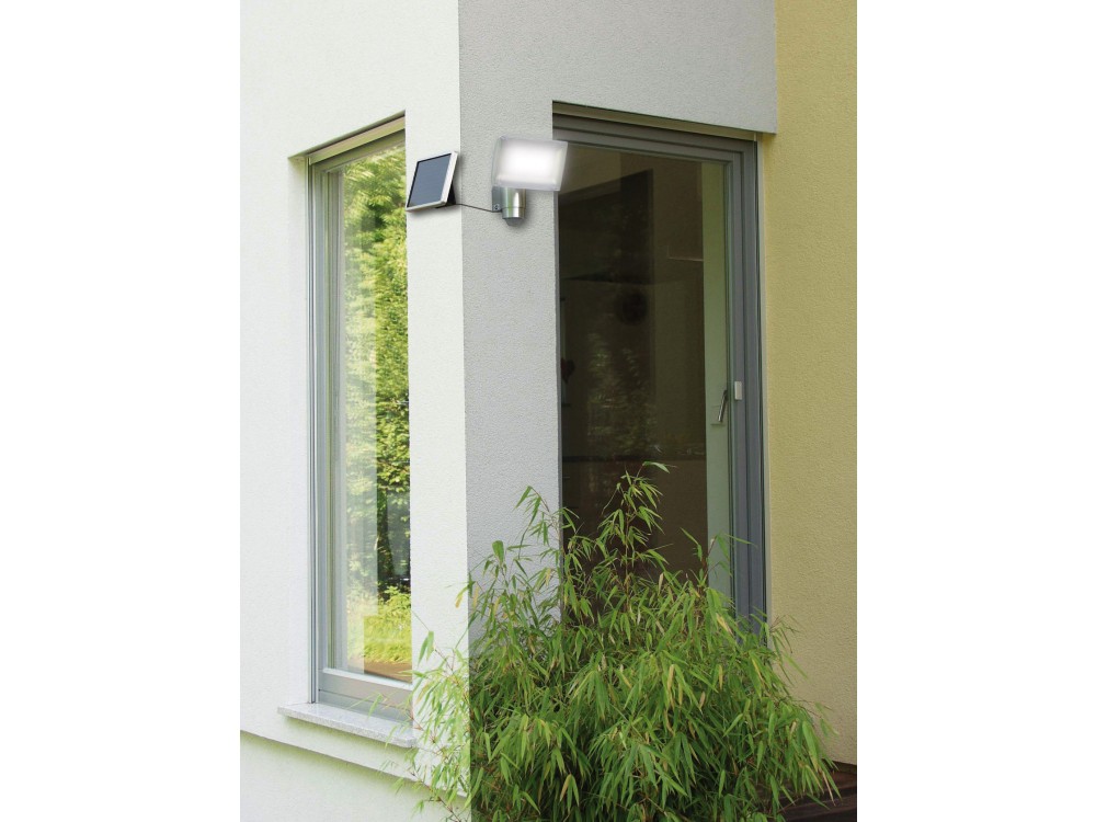 Brennenstuhl Solar LED Light, Solar LED Spotlight 4W, 350lm with Motion Detection & Cable 4.75m.