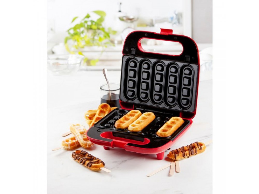 DOMO Snack Party 5-in-1, Toaster / Breakfast & Snack Multi-Device with 5 Removable Plates + Recipe Book, PFAS-free, Red