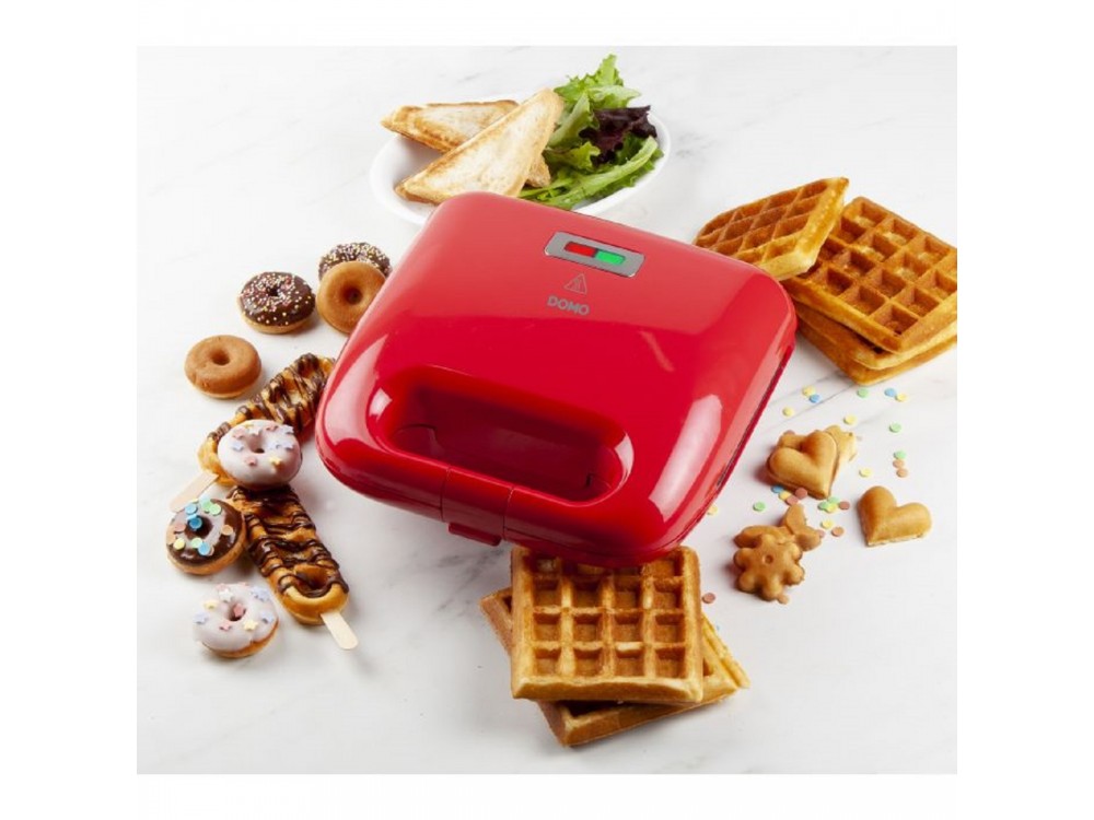 DOMO Snack Party 5-in-1, Toaster / Breakfast & Snack Multi-Device with 5 Removable Plates + Recipe Book, PFAS-free, Red