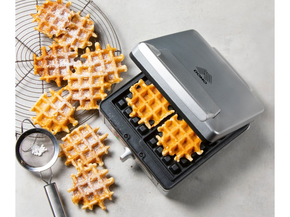 DOMO Waffle Maker, Waffle Maker with Adjustable Temperature, For Square Waffles, BPA-Free