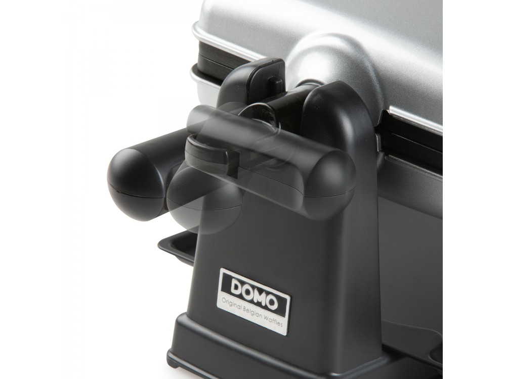 DOMO Waffle Maker, Rotating Waffle Maker with Cool Touch Handles & Adjustable Temperature, Square with Recipe Book