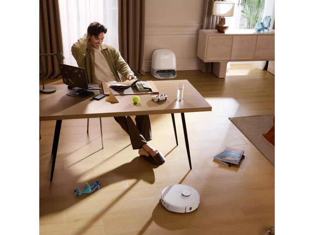 Roborock Q Revo Curv 5A1 Smart Robot Vacuum / Mopping Cleaner, 17,000Pa, & Auto Mop Lifting, White