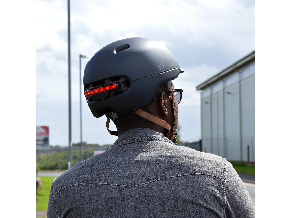 Livall C20, Smart Scooter Helmet, IPX4, with SOS system & battery life up to 48 hours, 57-61 cm, black
