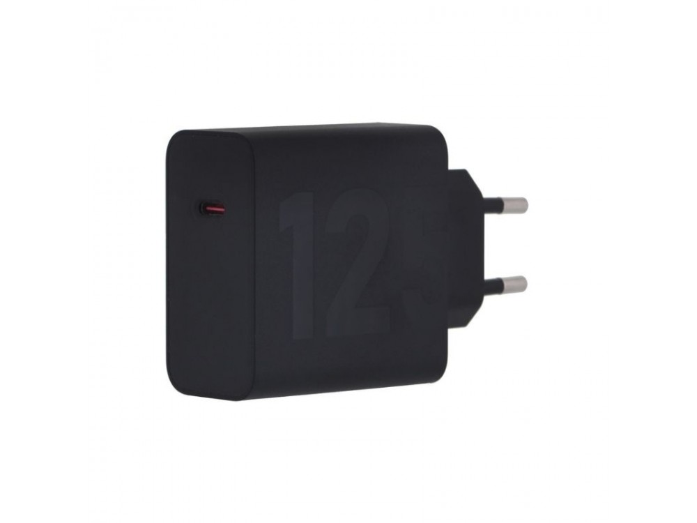 Motorola SJMC1252 Black Type-C fast charger with GanFast charging technology and 1m Type-C to Type-C cable-125W