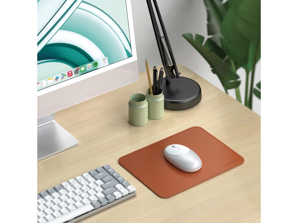 Satechi Premium Vegan-Leather Ergonomic & Waterproof Mouse Pad 25 x 19 cm, Brown