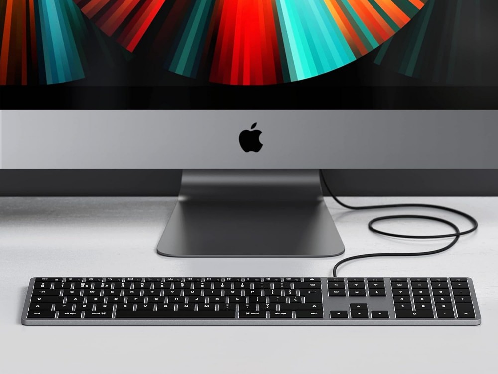 Satechi Slim W3, Aluminum Keyboard (MAC Layout), USB-C Connection, with 3 Brightness Levels, Space Gray