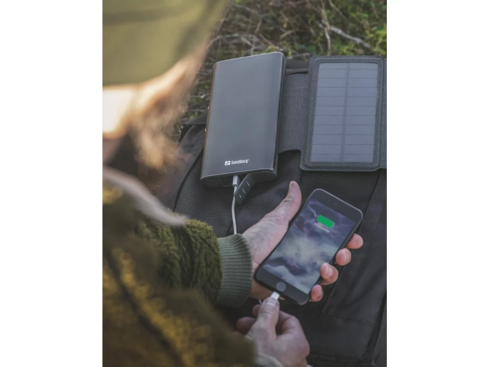 Sandberg Solar 4-Panel Foldable Solar Charger, Ηλιακός Φορτιστής 3 Θυρών USB & Bank 25.000mAh, Μαύρο