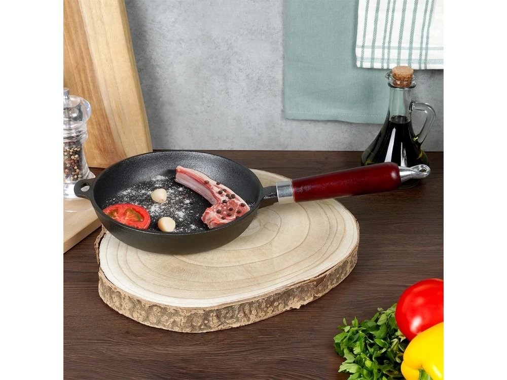 Vilde Premium Cast Iron Skillet 20cm, Cast Iron Skillet with Wooden Handle