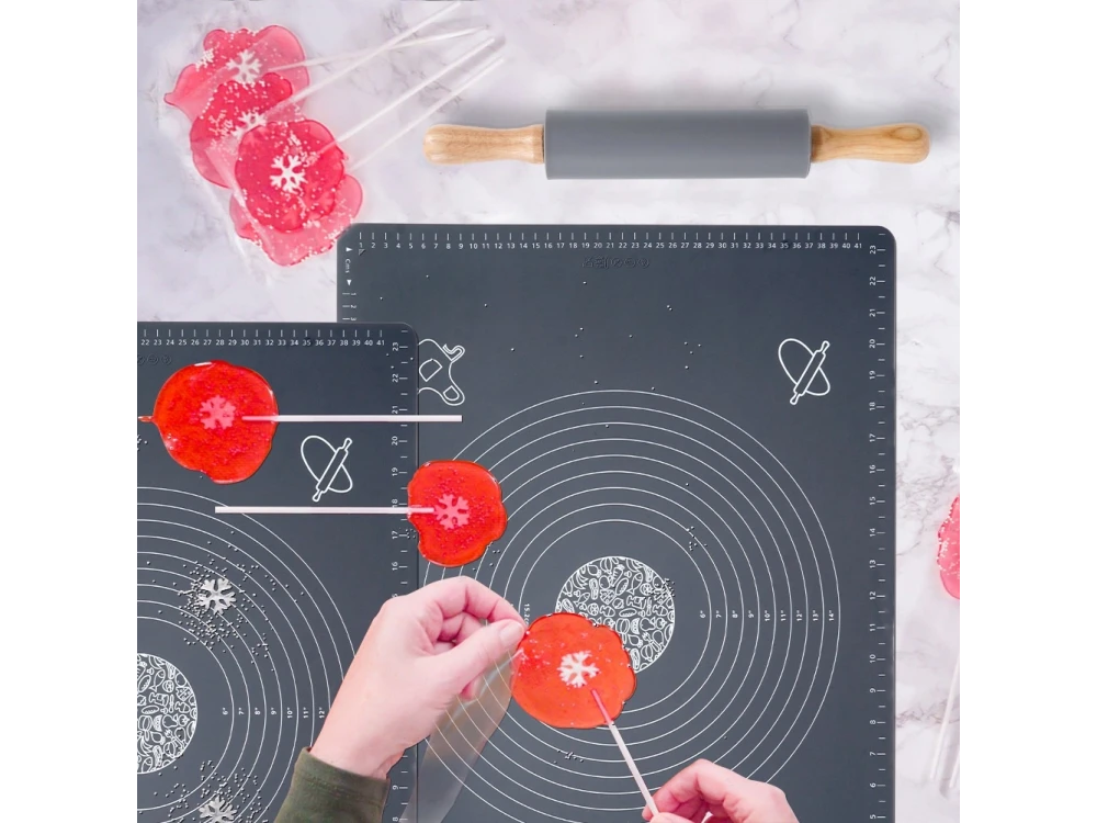 Vilde Silicone Baking Mat with Rolling Pin, Silicone Kneading Mat Set 65 x 45cm & Rolling Pin with Wooden Handles